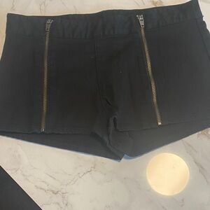 Divided Black High Waist Women's Shorts with Zipper Details